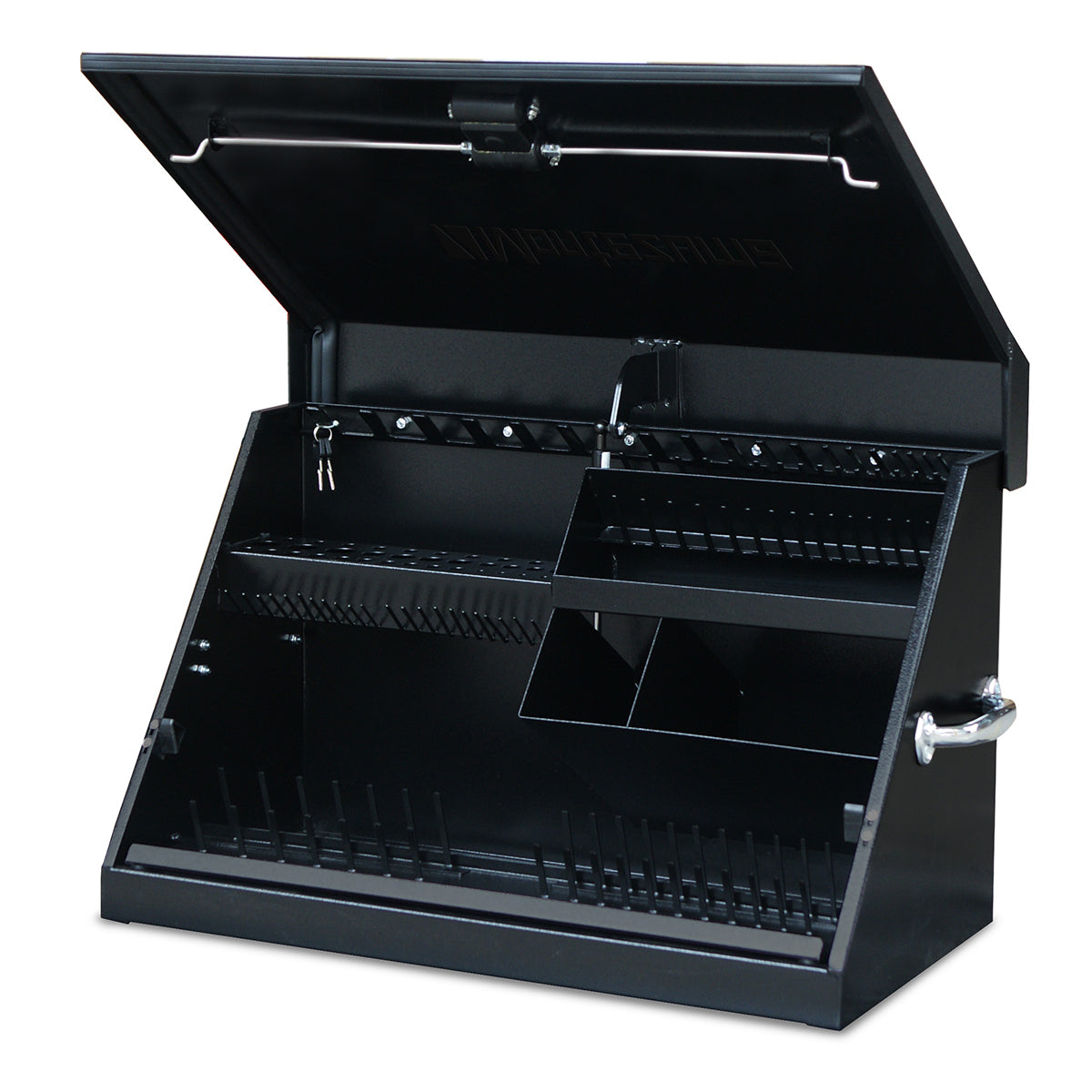 30 x 15 in. Steel Triangle™ Toolbox – Montezuma® Toolboxes & Tool