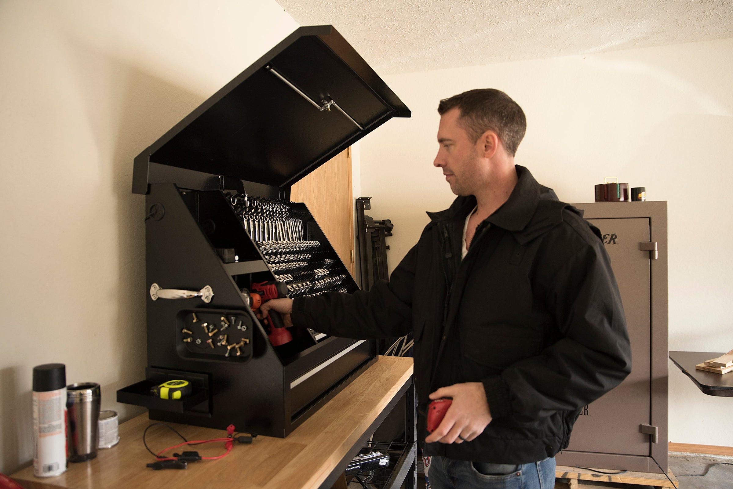 Montezuma Shopbox portable tool storage